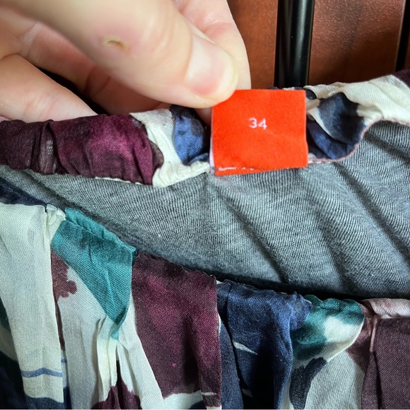 Hugo silk short sleeve top / 34 or Small - Picture 4 of 14